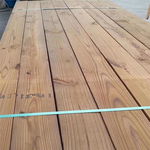 问一下室外防腐木材哪种的比较好?